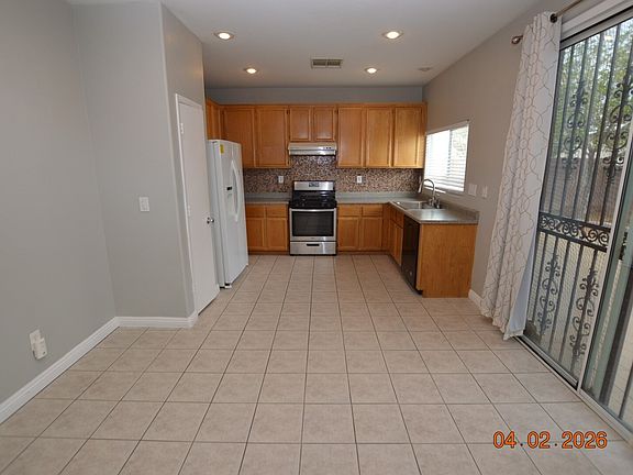 2nd image of 6796 Oak Mist St