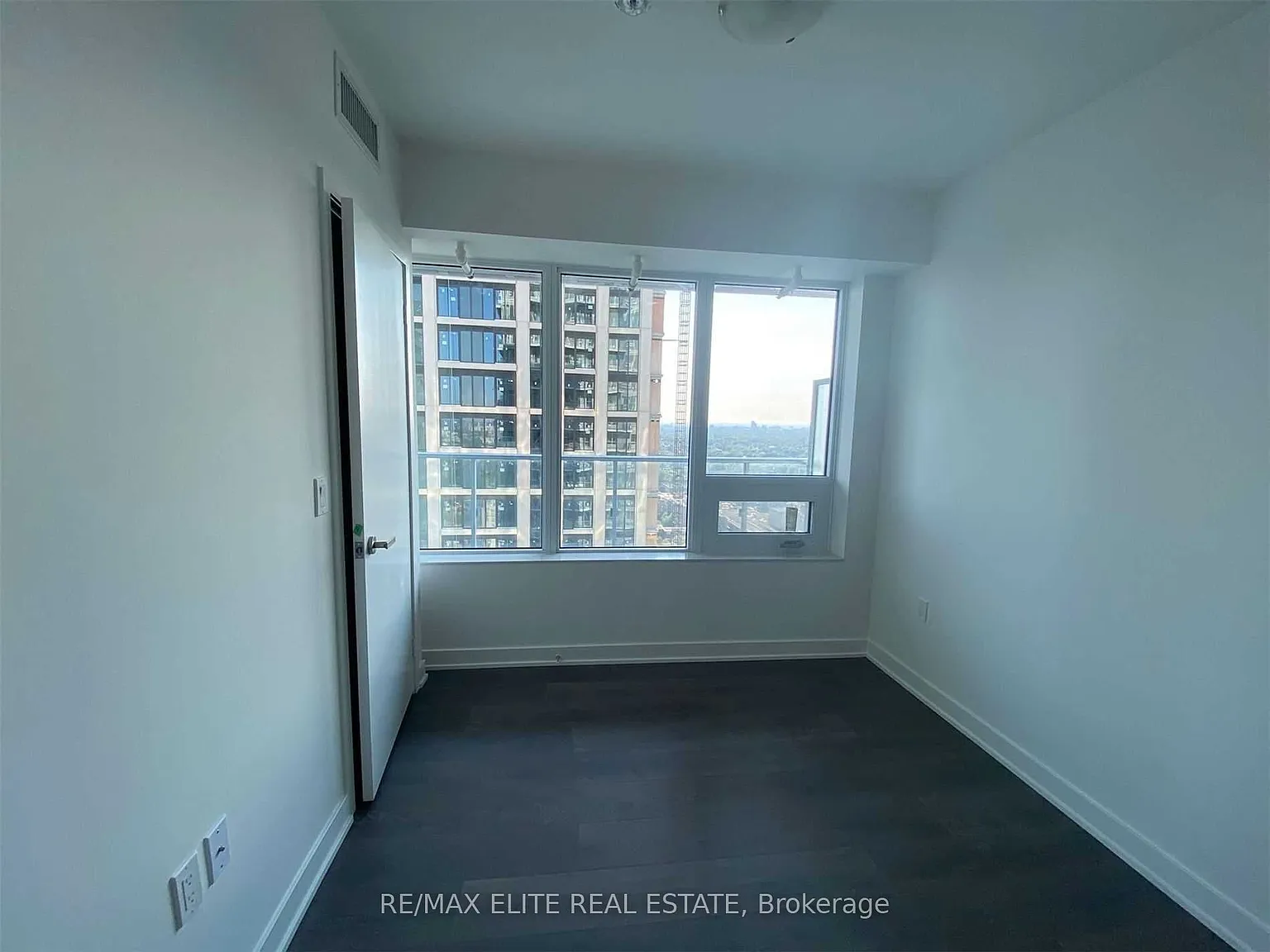 2 bed, $3,000 — Photo 4