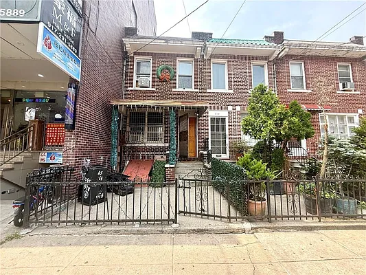 816 53rd Street 