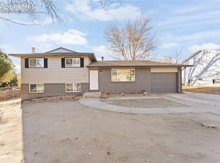 906 N Chelton Rd, Colorado Springs, CO 80909