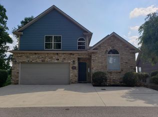 909 Hideaway Dr, Somerset, KY 42503