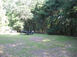 8596 Raccoon Island Rd, Edisto Island, SC 29438