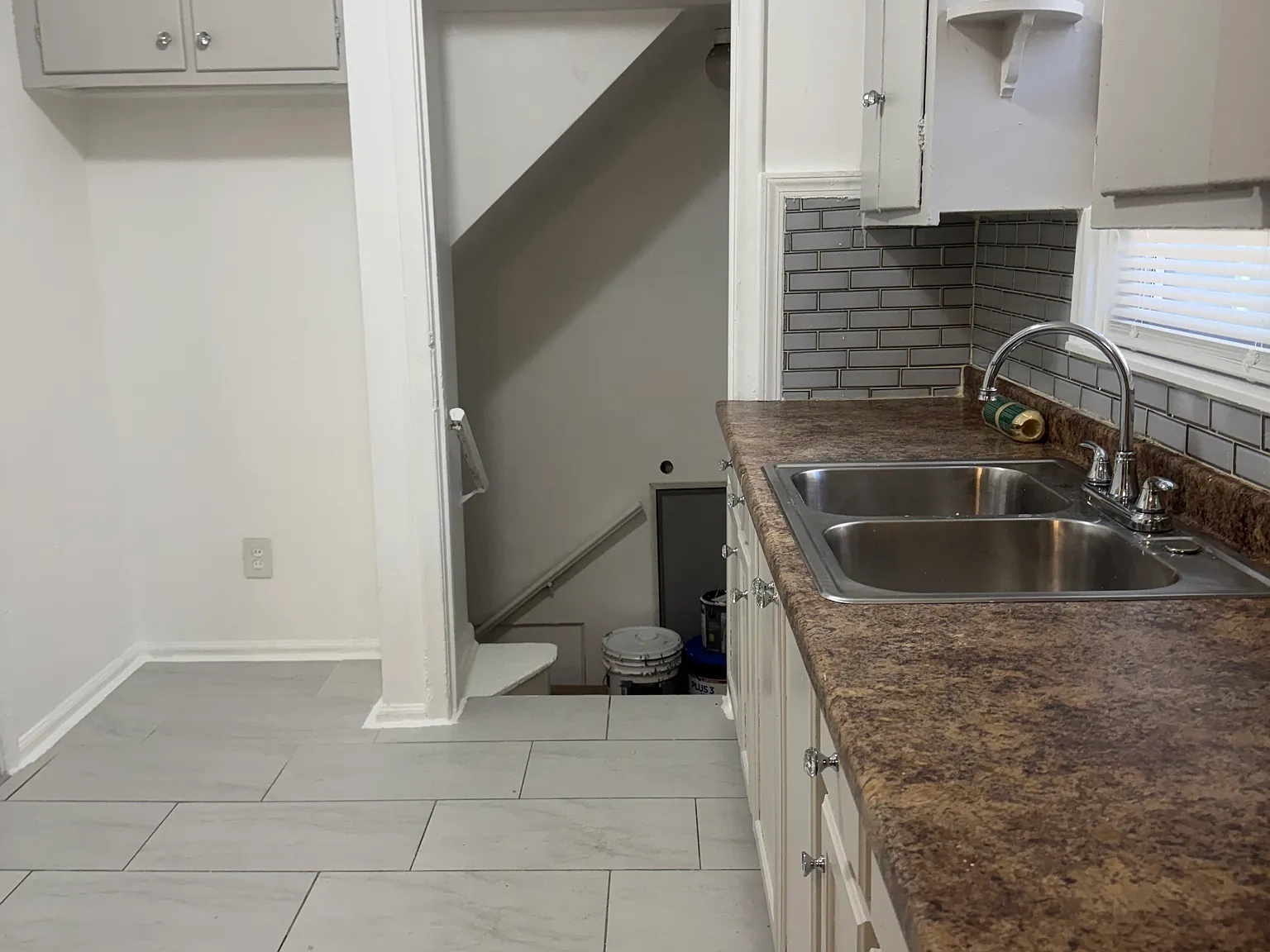 3 bed, 1062 sqft, $1,250 — Photo 2