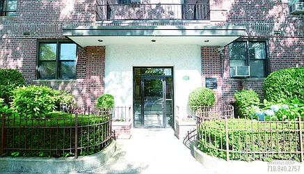 3555 Kings College Place #1H image 1 of 6