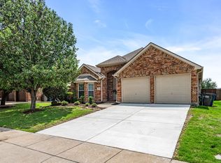 2404 Chesterwood Dr, Little Elm, TX 75068
