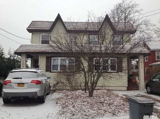 109 N Bayview Ave, Freeport, NY 11520
