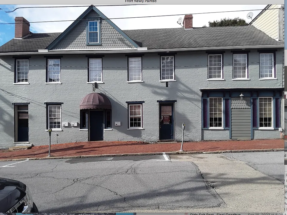213 Point St #213