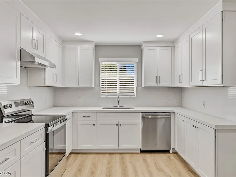 1800 8th Pl — Photo 31