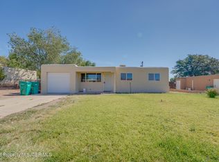 3902 Sierra Vista Dr, Farmington, NM 87402