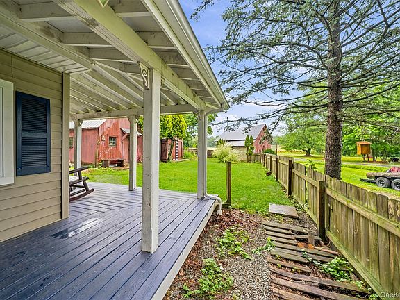 5th image of 241 Meadow Avenue