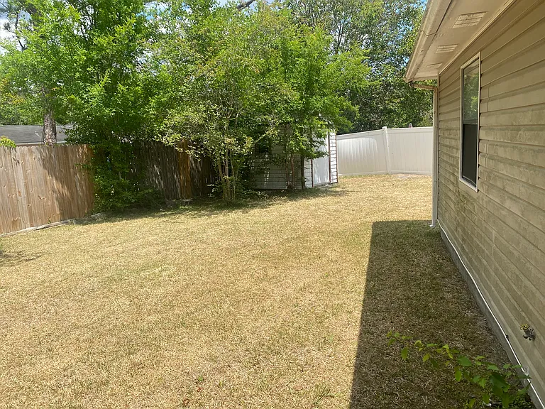 10 Crestwood Cir — Photo 17