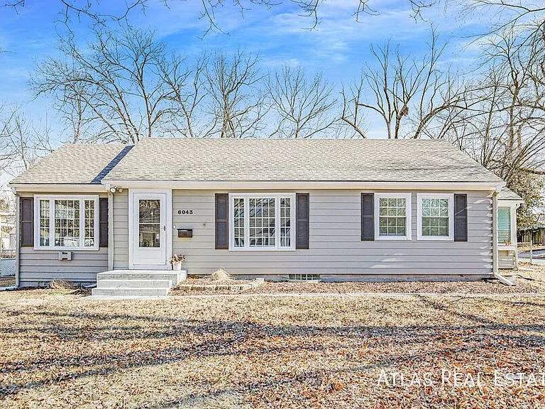 6043 Fontana St — Photo 1
