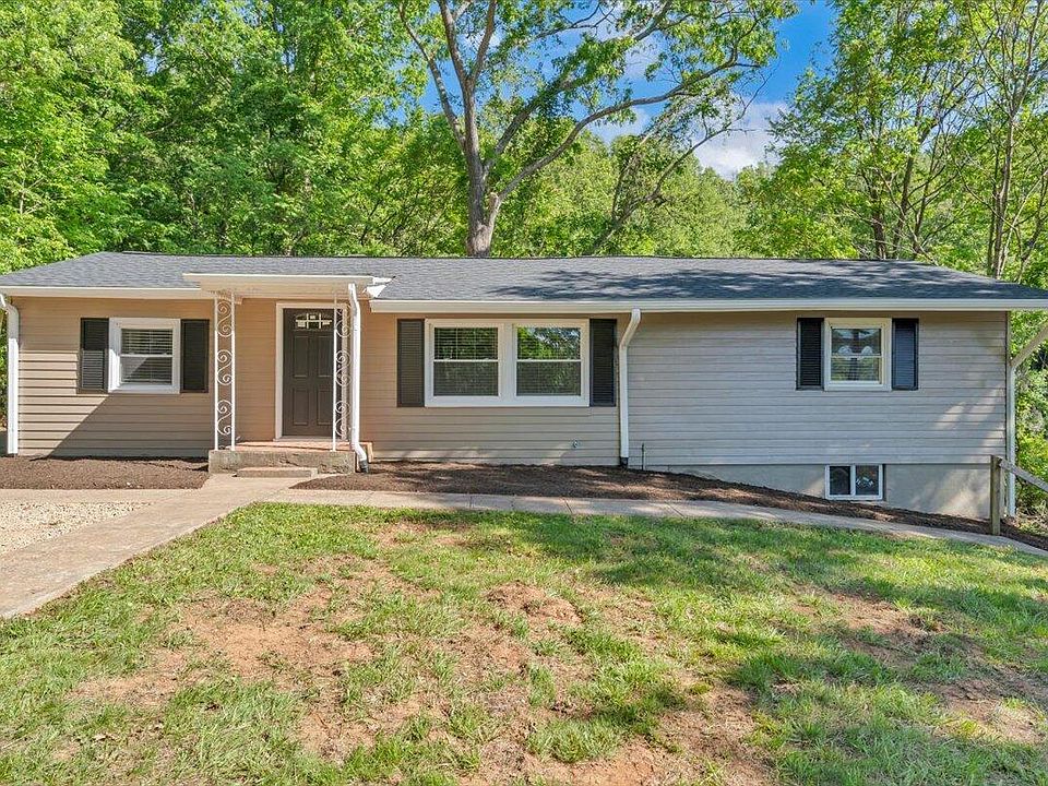 1st image of 433 Dogwood Hill Rd