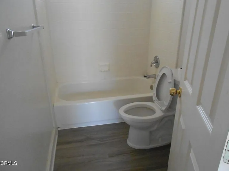 225 Brett Way — Photo 10