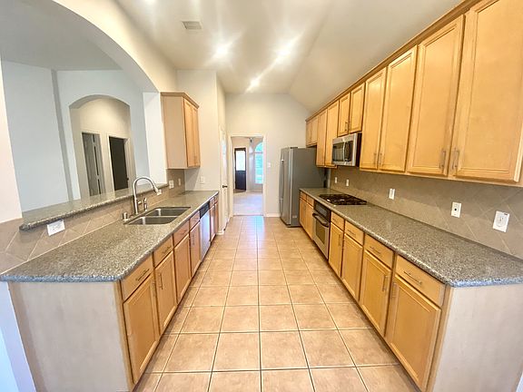 5th image of 9016 Sunny Brook Ln