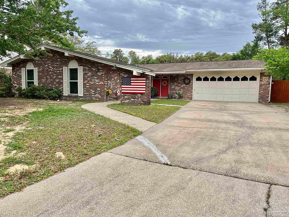 1st image of 2410 Parker Dr