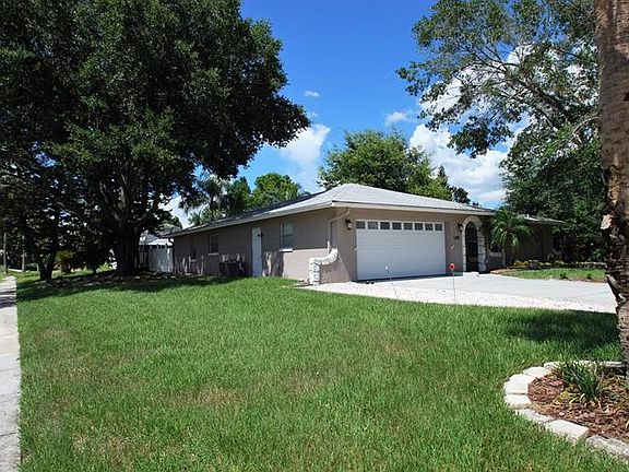 2nd image of 1292 Avalon Blvd