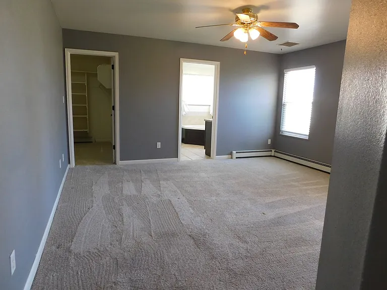 502 Garnet Dr — Photo 9