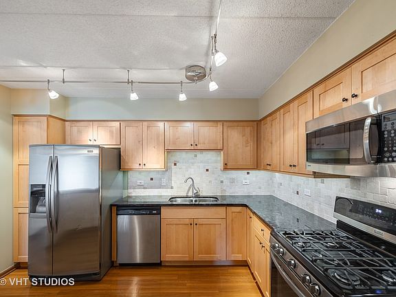 2nd image of 6400 W Berteau Ave #1-413