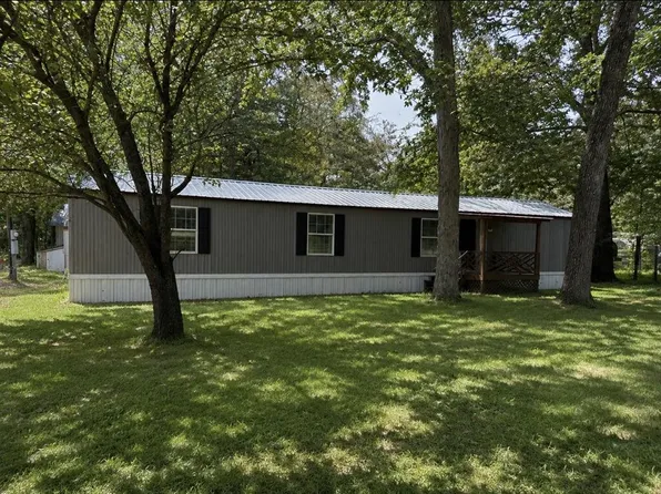 403 Sharps Ln, Beechgrove, TN 37018