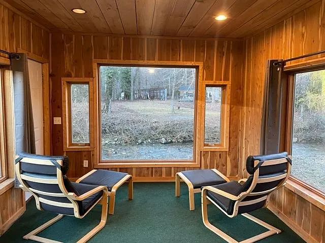 Interior Cabin