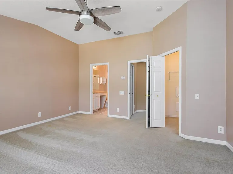 3326 Covered Bridge Dr W — Photo 34