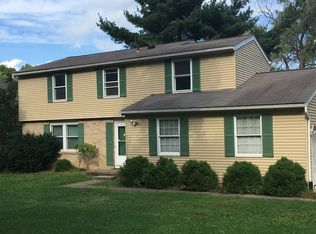 5727 Stow Rd, Hudson, OH 44236