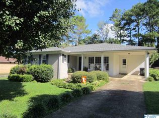 711 Bagley Dr, Fayetteville, TN 37334