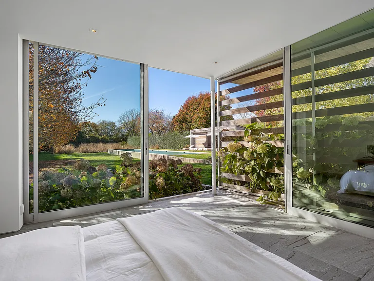 28 Beach Ln — Photo 11