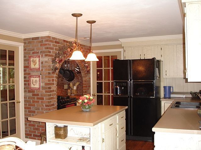 2nd image of 8006 Thyme Cir