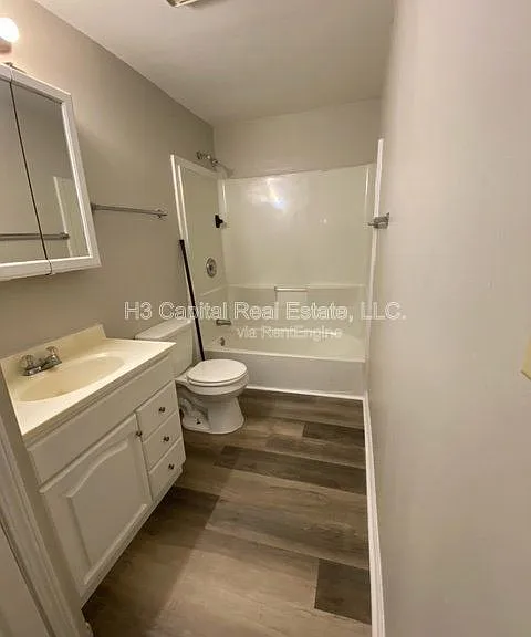 1693 Market St — Photo 26