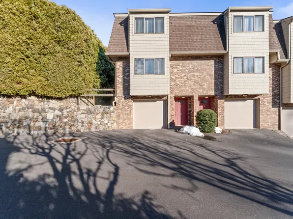 130 Fillow Street #12, Norwalk, CT 06850
