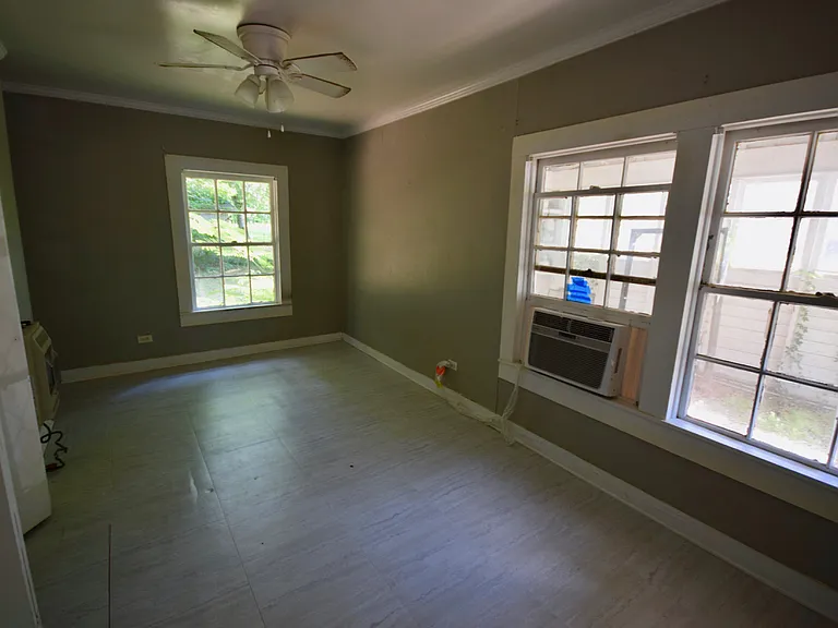 103 Myrtle St — Photo 8