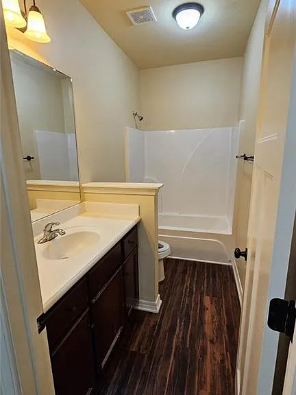 7942 Park Place Dr S — Photo 4