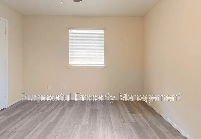 518 N Ponca Ave #4 — Photo 12