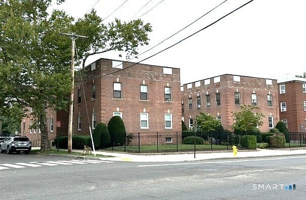 2nd image of 167 Fountain Street #B3