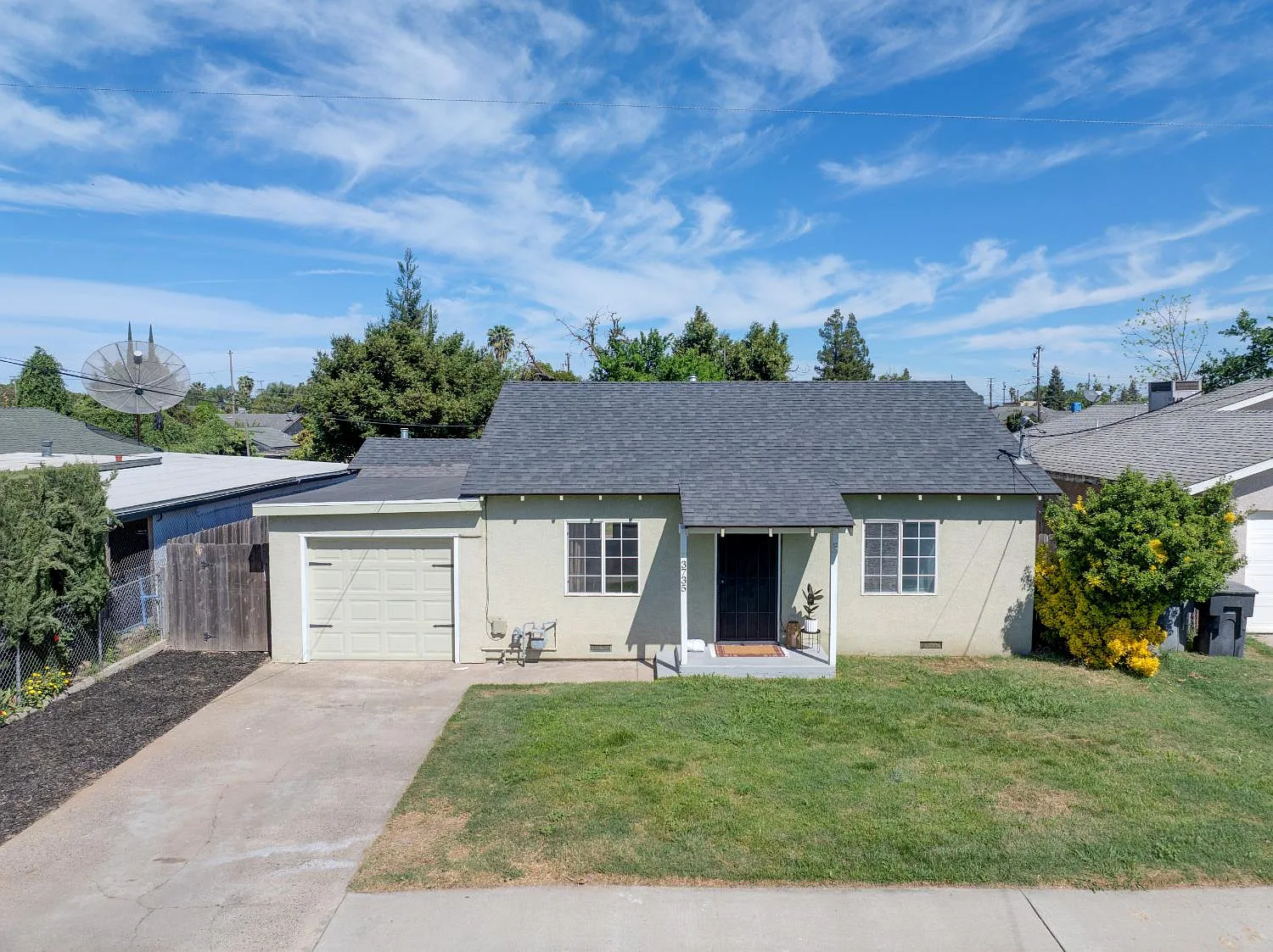 3735 Texas Ave photo 1