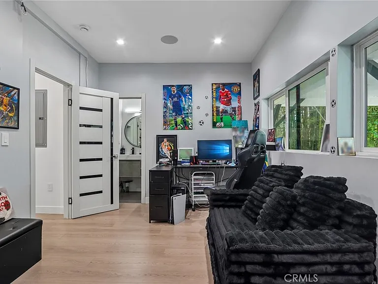 4432 Melbourne Ave — Photo 16