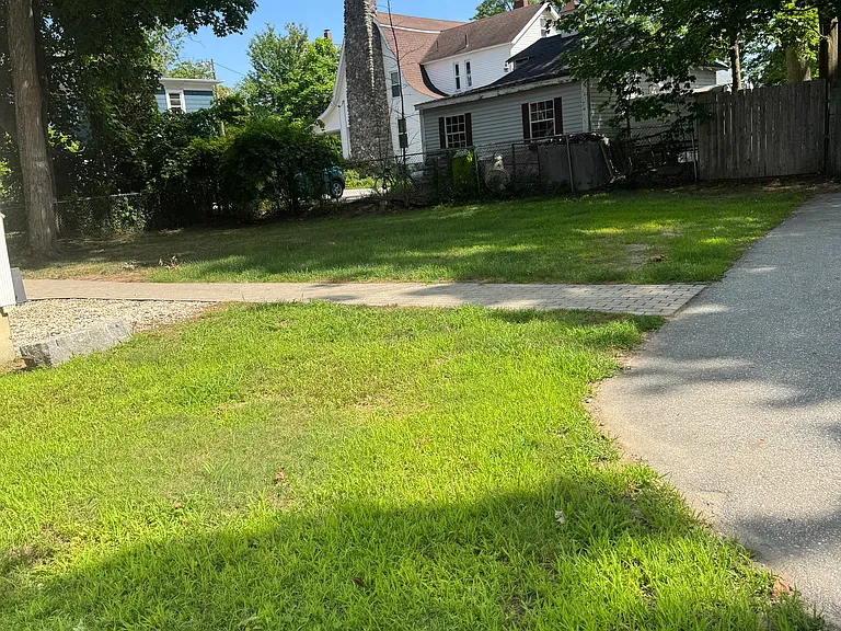 37 Courtland St #C — Photo 31