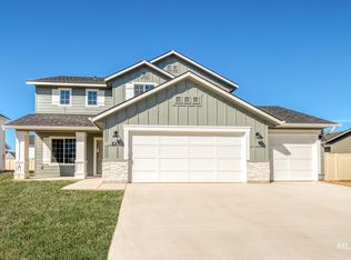 321 Chalcedony Ave, Caldwell, ID 83605