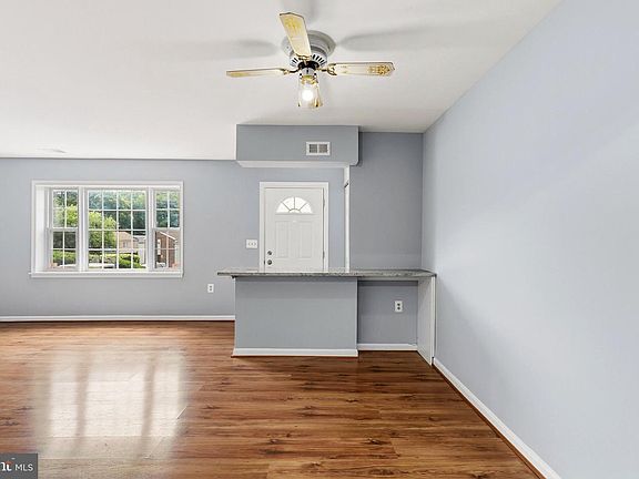 5th image of 9075 N Laurel Rd Unit O