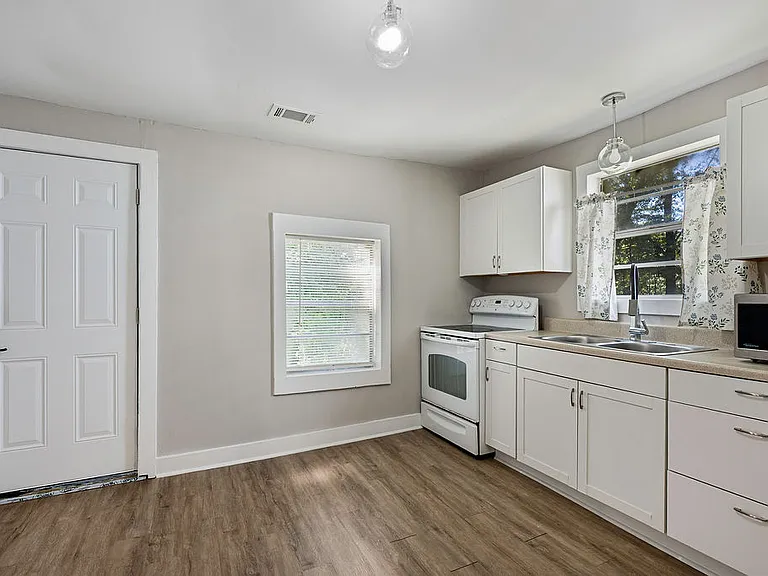 184 Dahlia Ave NW — Photo 26