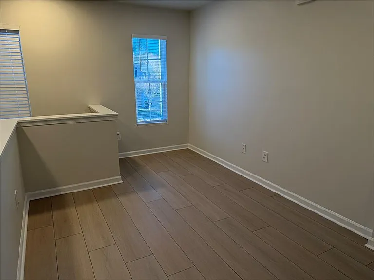 3317 Fernview Dr — Photo 11