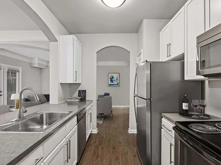 Camden Crest — Photo 14