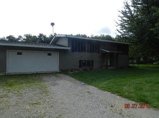 20112 Peach Rd, Culver, IN 46511