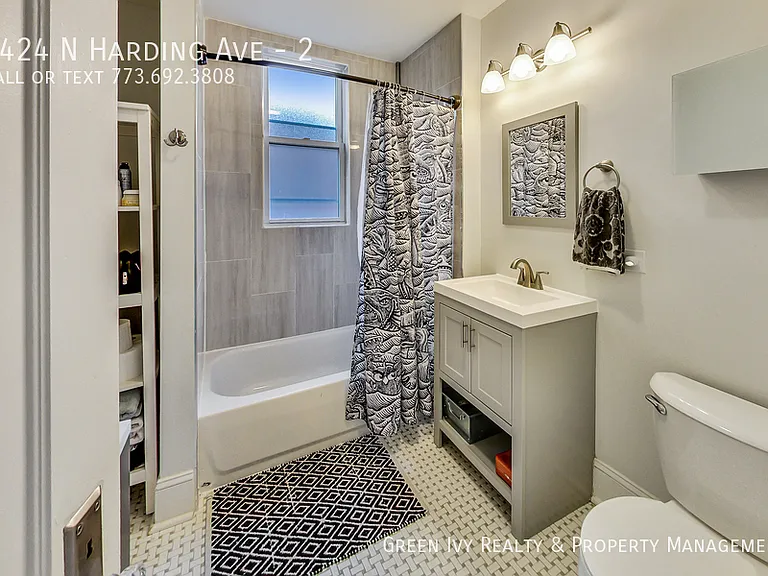 1424 N Harding Ave #2 — Photo 11