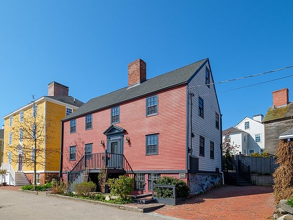 2nd image of 114 Mechanic Street