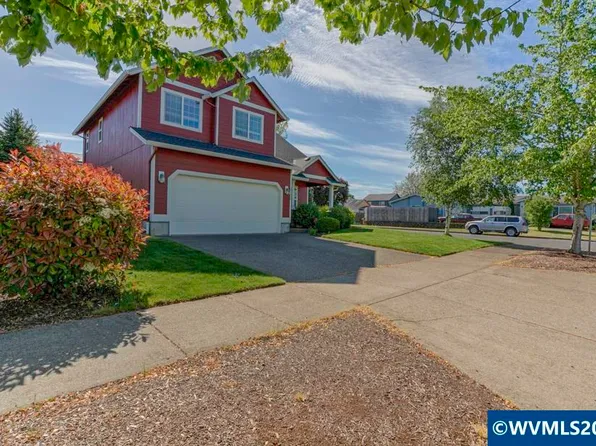 4722 Gill St NE, Salem, OR 97305