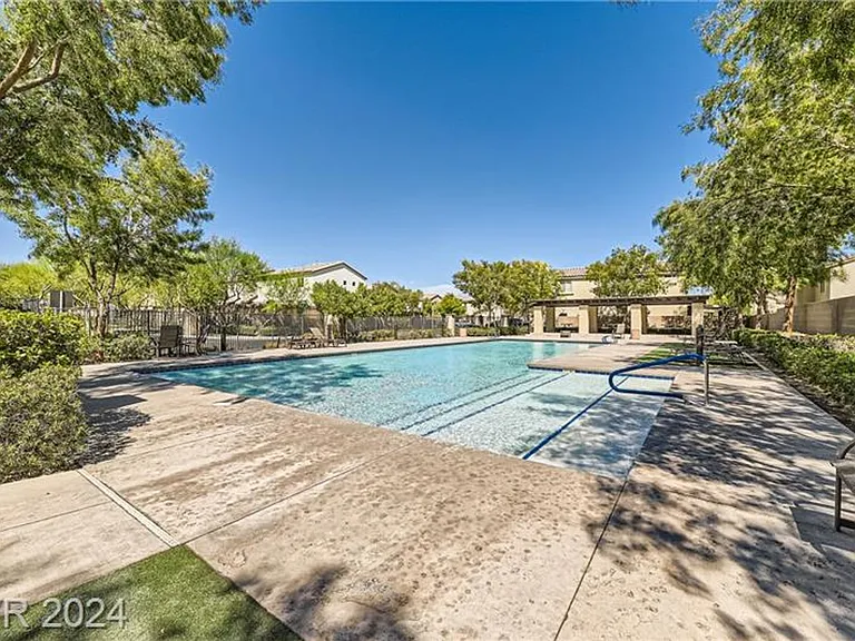 8356 Creek Canyon Ave — Photo 22