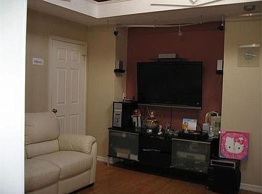 5th image of 16 Chesterfield St